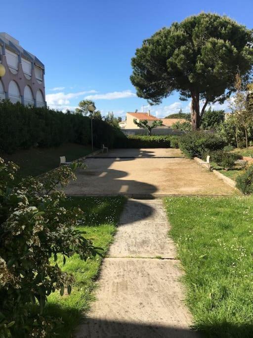 Tres Beau Studio Au Grau Du Roi Tout Equipe 33M2 Le Grau-du-Roi Exterior foto